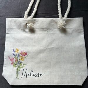 Tote bag